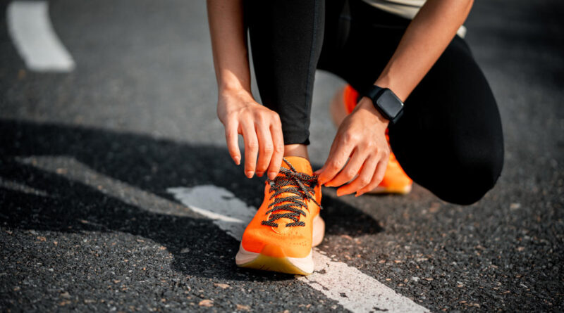 Finding the motivation to exercise is difficult. These tips may help.